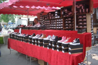 Wide Shoes on Shoes